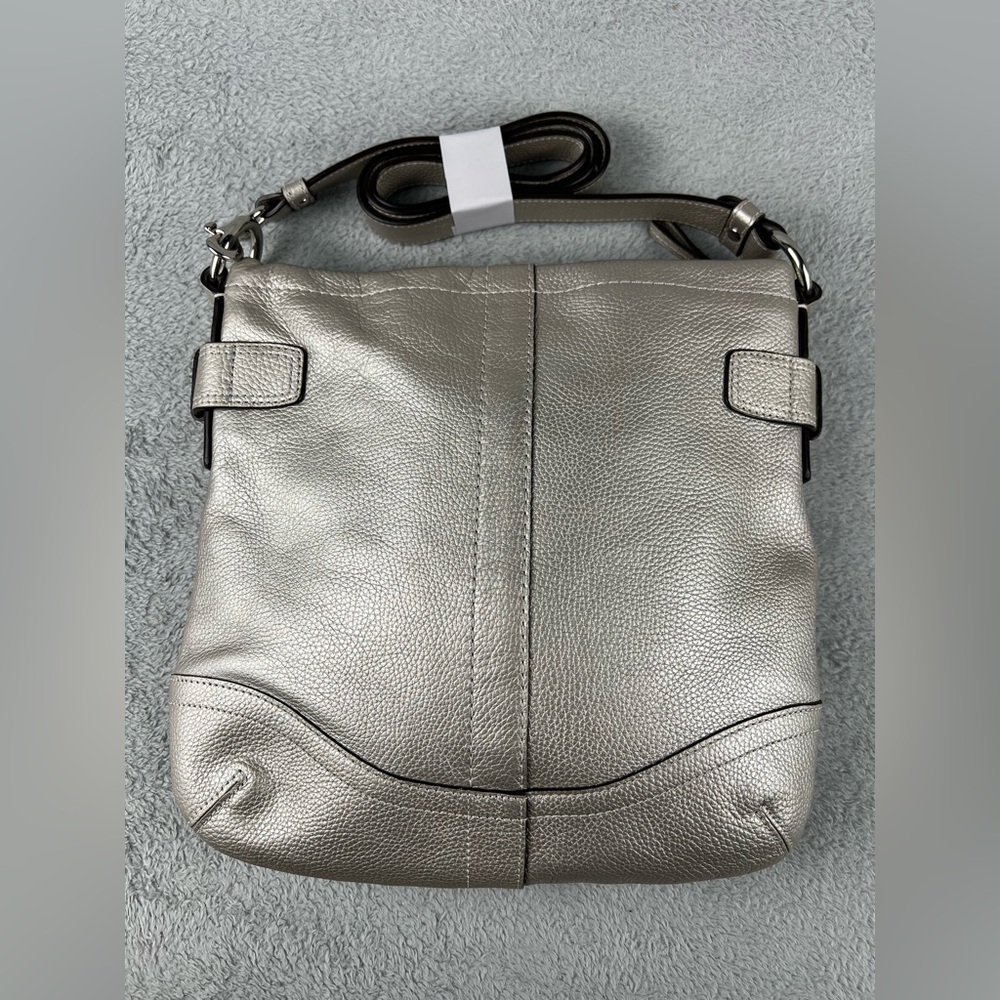 Coach Chain Duffle F19722 Pebbled Leather Crossbody Shoulder Bag Purse Metallic - Picture 2 of 9